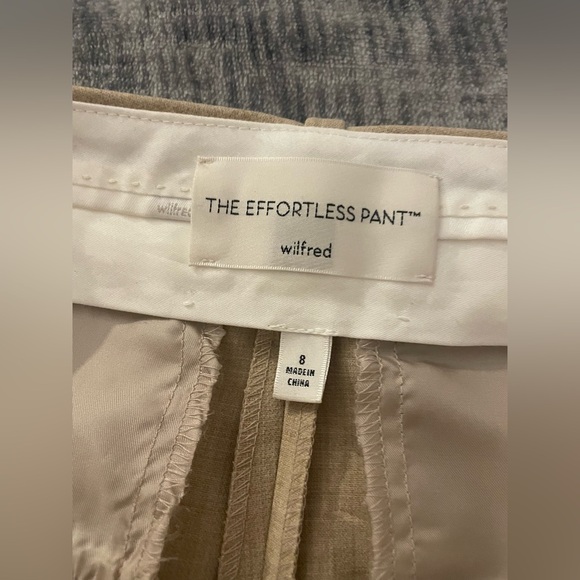🤍SOLD🤍 Aritzia - The Effortless Pant™ Beige - Picture 5 of 6